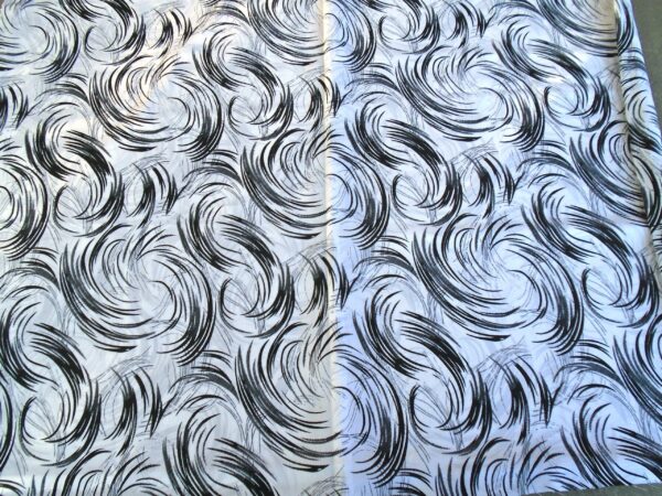 crepe, wit zwart lijnenspel 60cm - Afbeelding 3