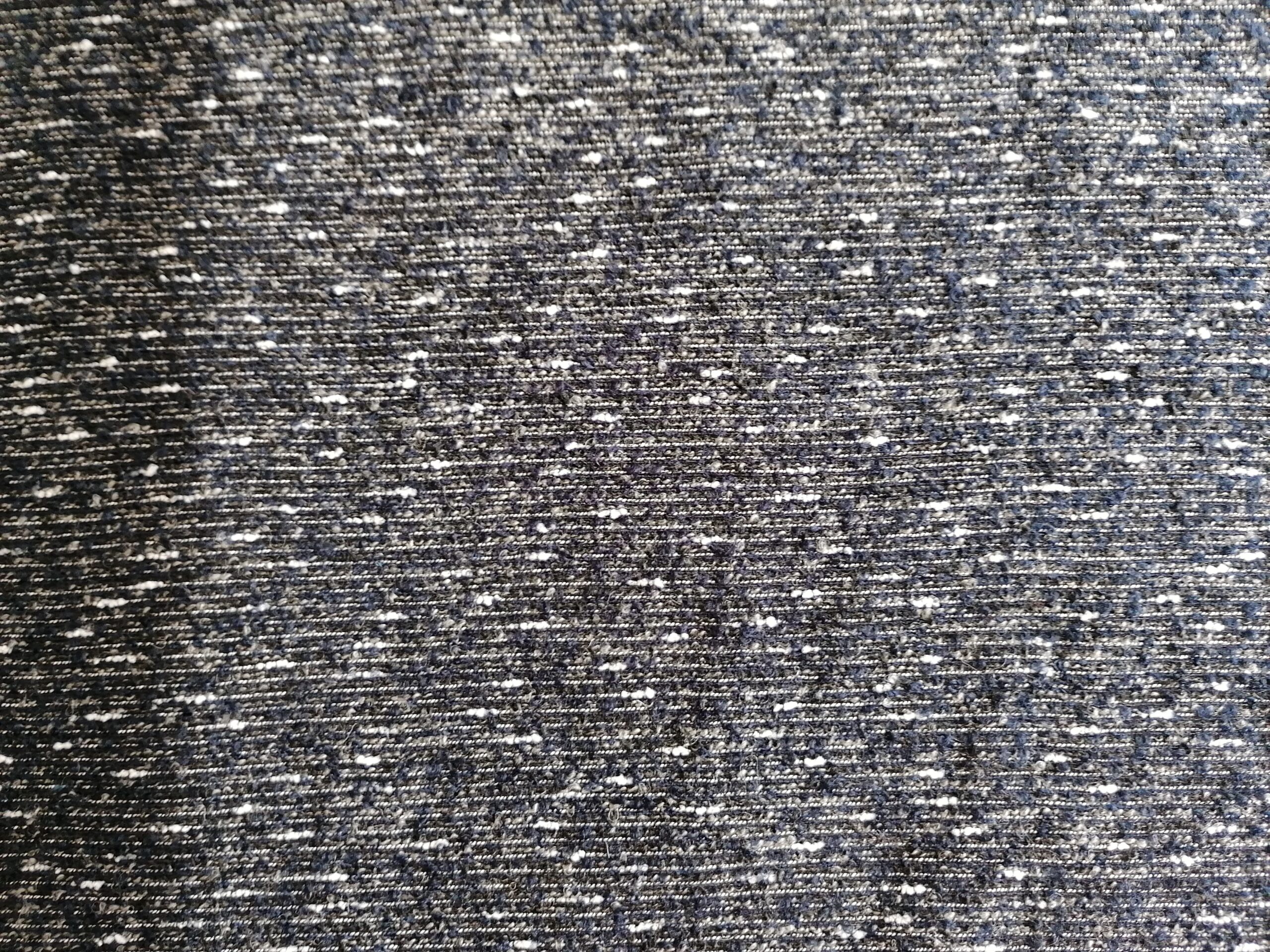 Jaren 70/80 bouclé wollen stof blauw wit gemêleerd