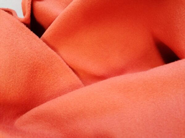 Mooie kwaliteitsvolle oranje fleece