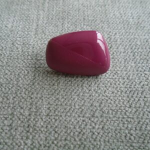 Paars lila knoop in trapezium vorm