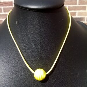 1 houten kralen met ribbels