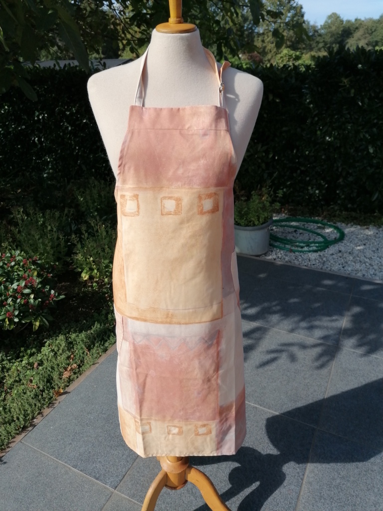 bruin-orange-gele halterschort