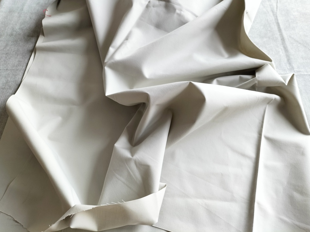 uitstekende grijsbeige gabardine 2,5m