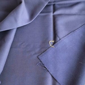 Oude blauwe wollen gabardine stof van zeer goede kwaliteit