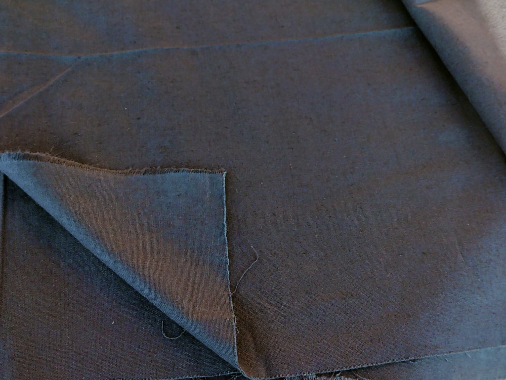 VivCreatiV donkerblauw linnen stof, voor- en achterzijde
