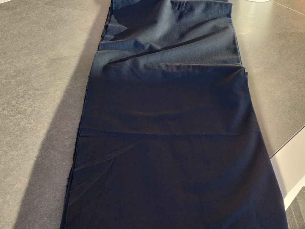 VivCreatiV donkerblauw linnen stof, vooraanzicht