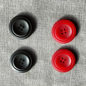 knoop 30mm in rood of zwart