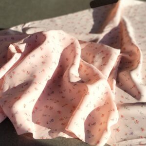 soepele gladde stof roze