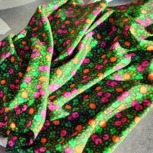 groene viscose met bloemen 2,5m
