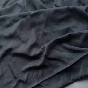 zwarte iets dikkere crepe georgette 0,7m
