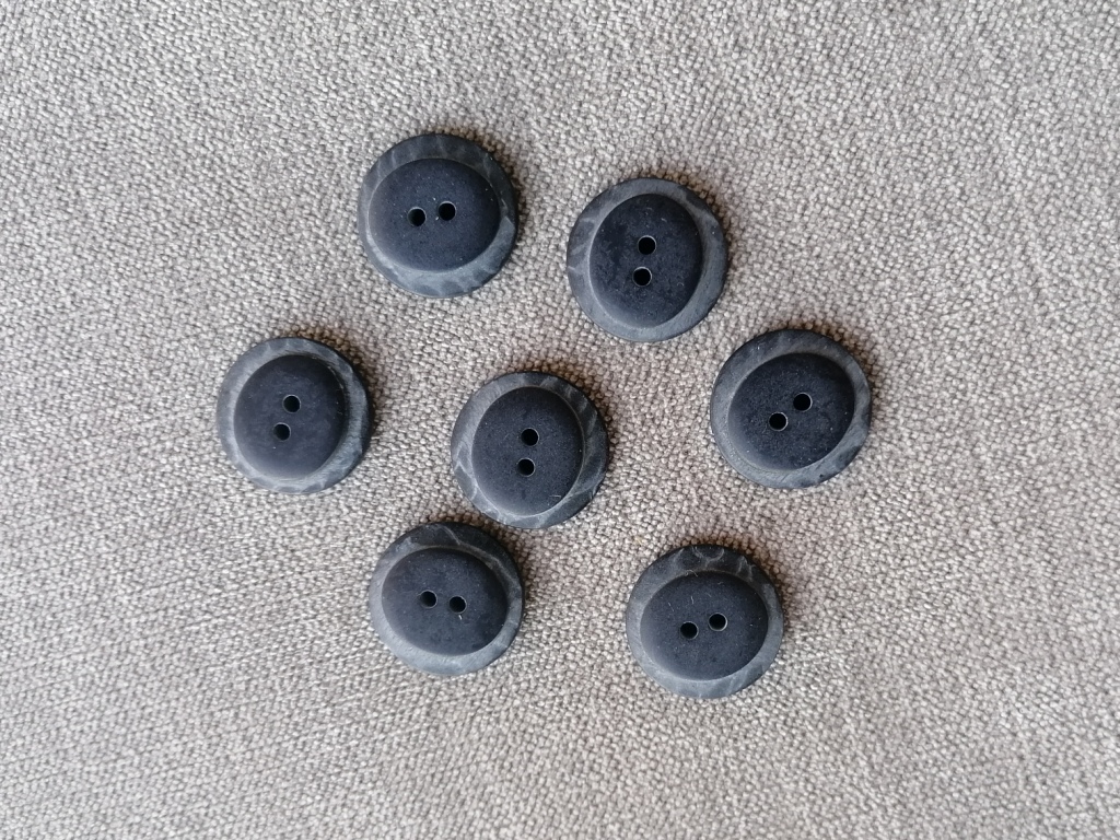 blauwe knoop effen en gemarmerd langs rand 21mm