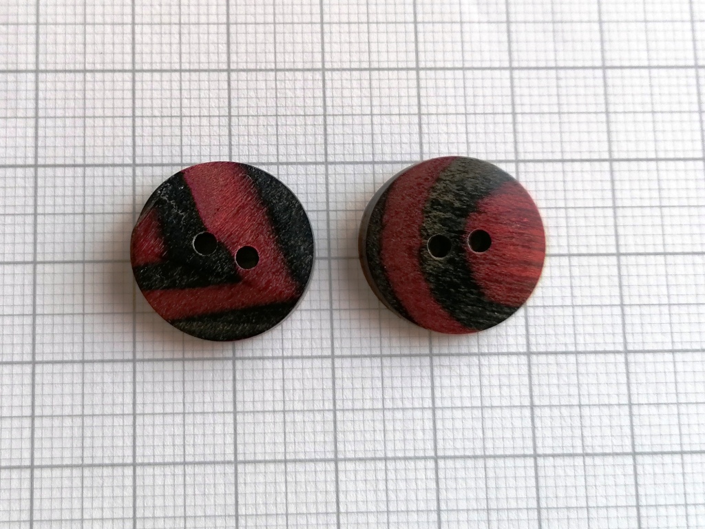 vintage knoop in rood en zwarte 15mm - Afbeelding 2