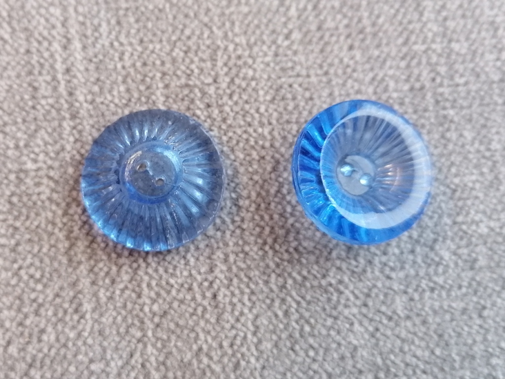 dikke lichtblauwe knoop met ribbels 19mm - Afbeelding 2
