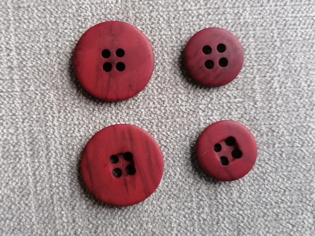 donkerrode knoop met vierkantig midden 20mm en 15mm - Afbeelding 3