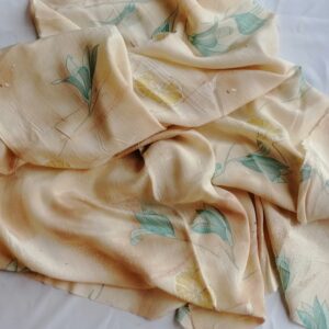 beige kreukelstof bloemen groen geel
