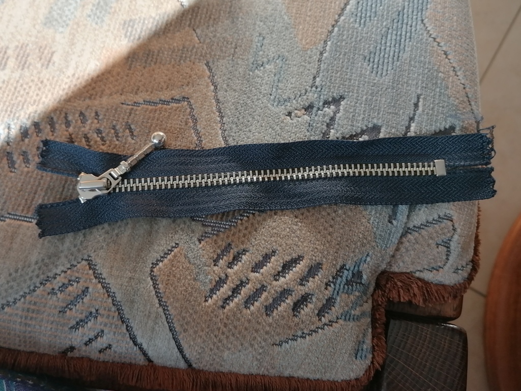 zwart metalen broekrits 16cm