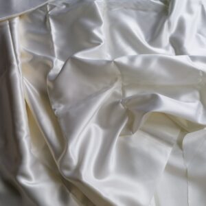 dikke satijn gebroken wit /10cm