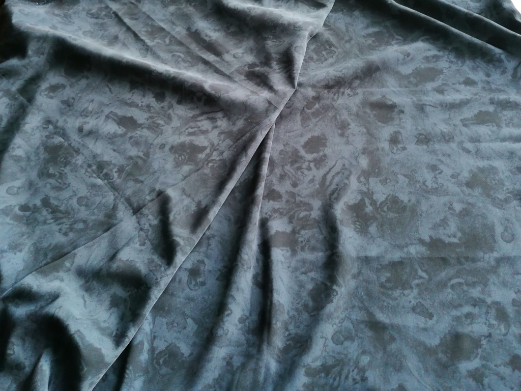 viscose blauw zwarte vlekken 0,8m en 0,3m