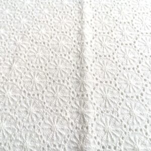 witte katoenen broderie 55cm
