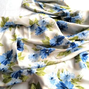 witte gebloemde batist 2m/0,7m