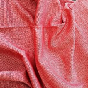 Rood witte jacquard Oxford, gedrapeerd in plooien