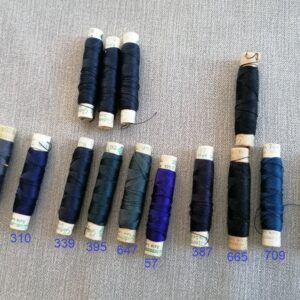 blauw zijden vintage naaigaren Gutermann 30m