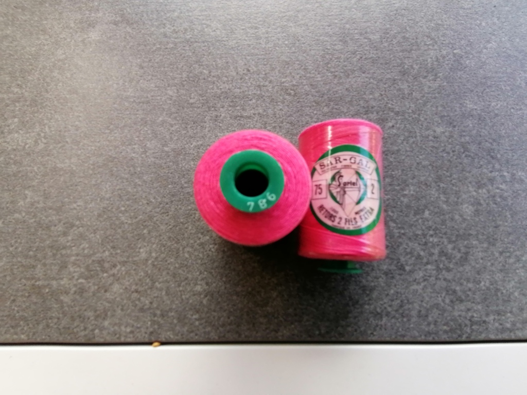 fel roze