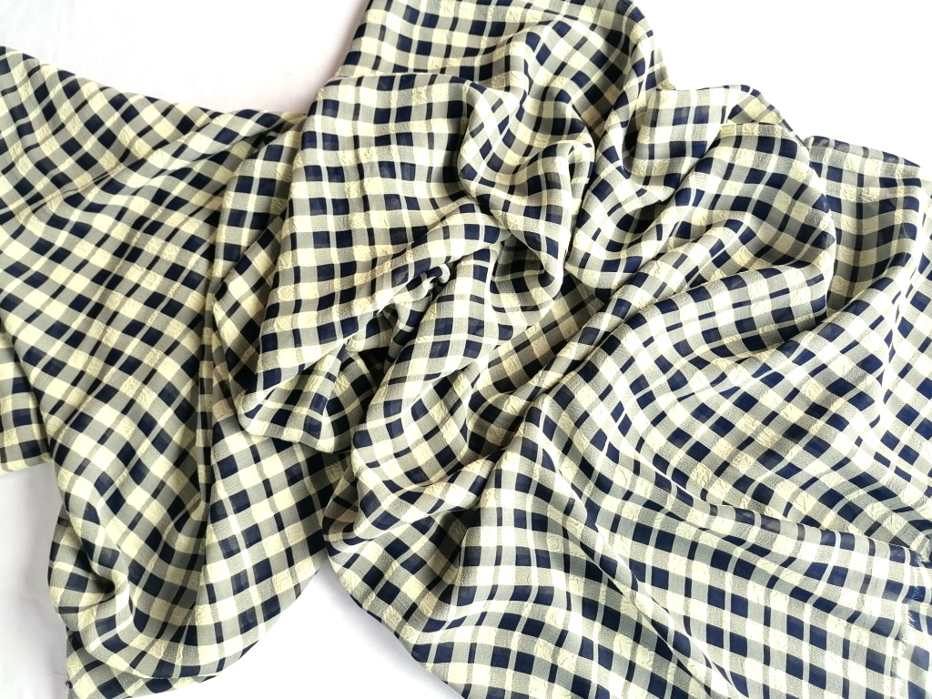 blauw beige geruite seersucker stof 1,65m - Afbeelding 2
