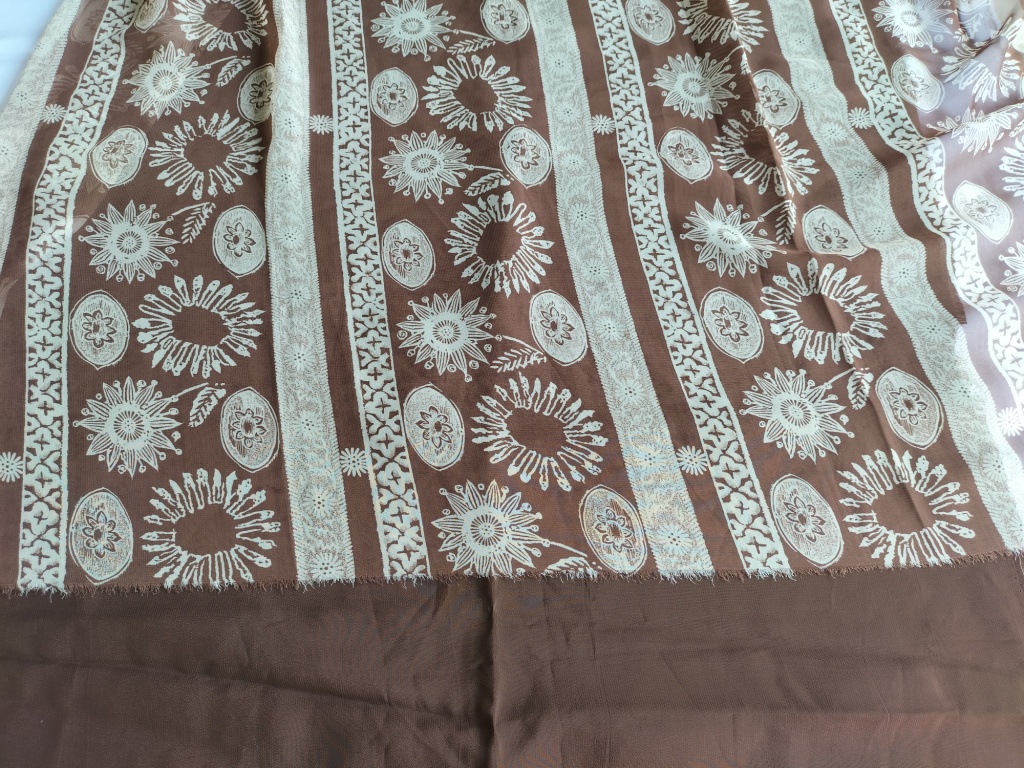 bruine crepe Georgette 1,6m - Afbeelding 4