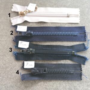 korte blokrits  van 8 - 10cm  zwart en wit