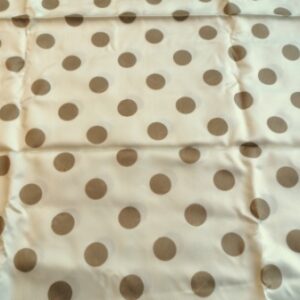 matte satijn met bollen beige met bruin 1,5m