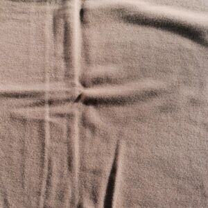 dikke wollen stof lichtbruin   0,95m
