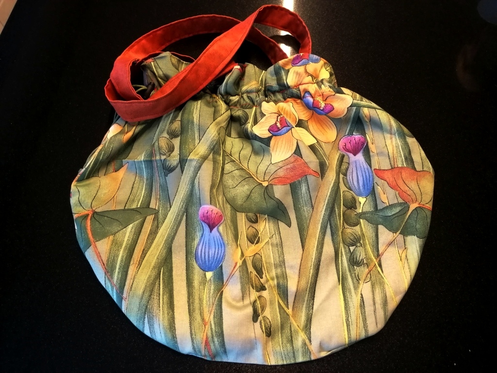 fleurige gebloemde tas met trekkoord