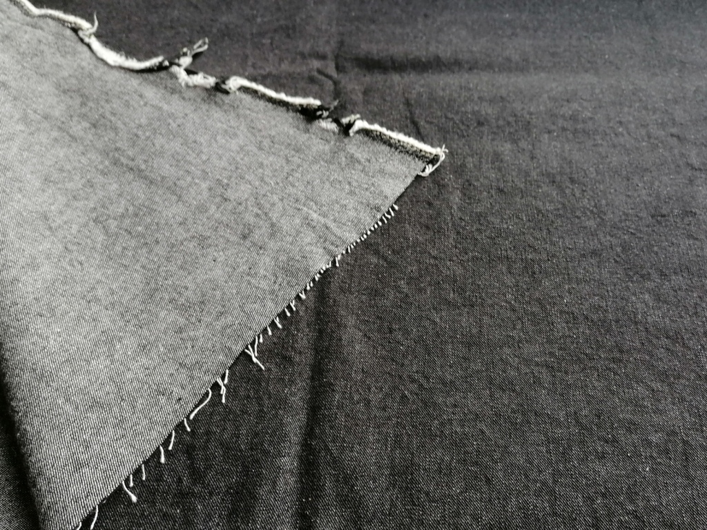 zwarte stevige jeansstof 1,0m - Afbeelding 2