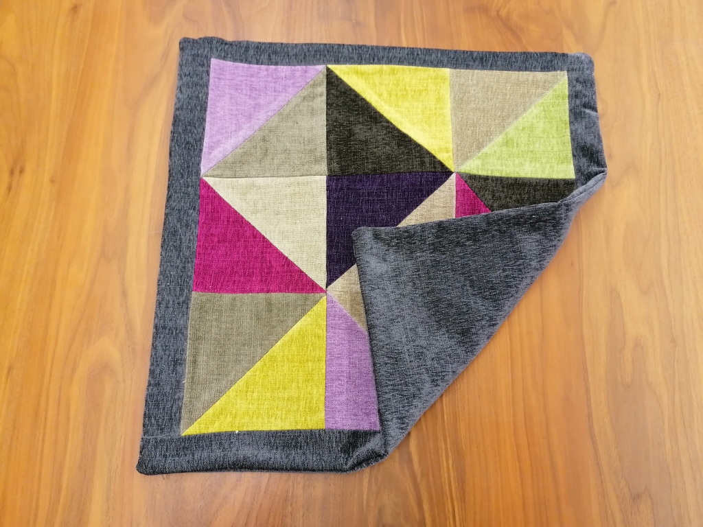 VERKOCHT fluwelen patchwork kussenhoes 50/50cm - Afbeelding 2