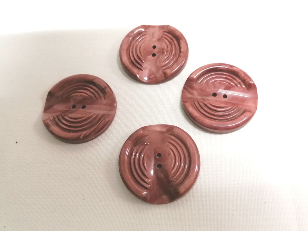 bruinrode vintage knoop 36mm 4 stuks