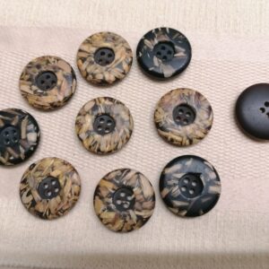 zwart bruine knopen 28mm 10stuks