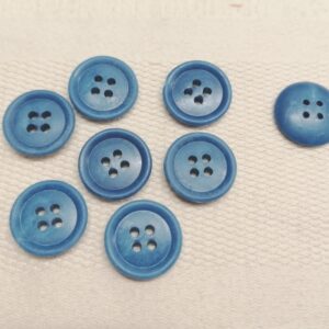 blauwe knopen met rand 20mm 8 stuks