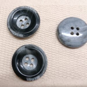 licht - donker grijze knopen 25mm 3 stuks