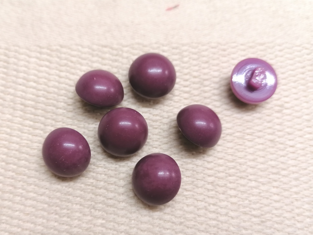 paars bolletjes knopen 12mm 7 stuks