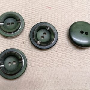 groene knopen zilver kantje 21mm 4 stuks