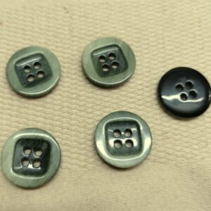 groene knopen vierkantig midden 18mm 5 st