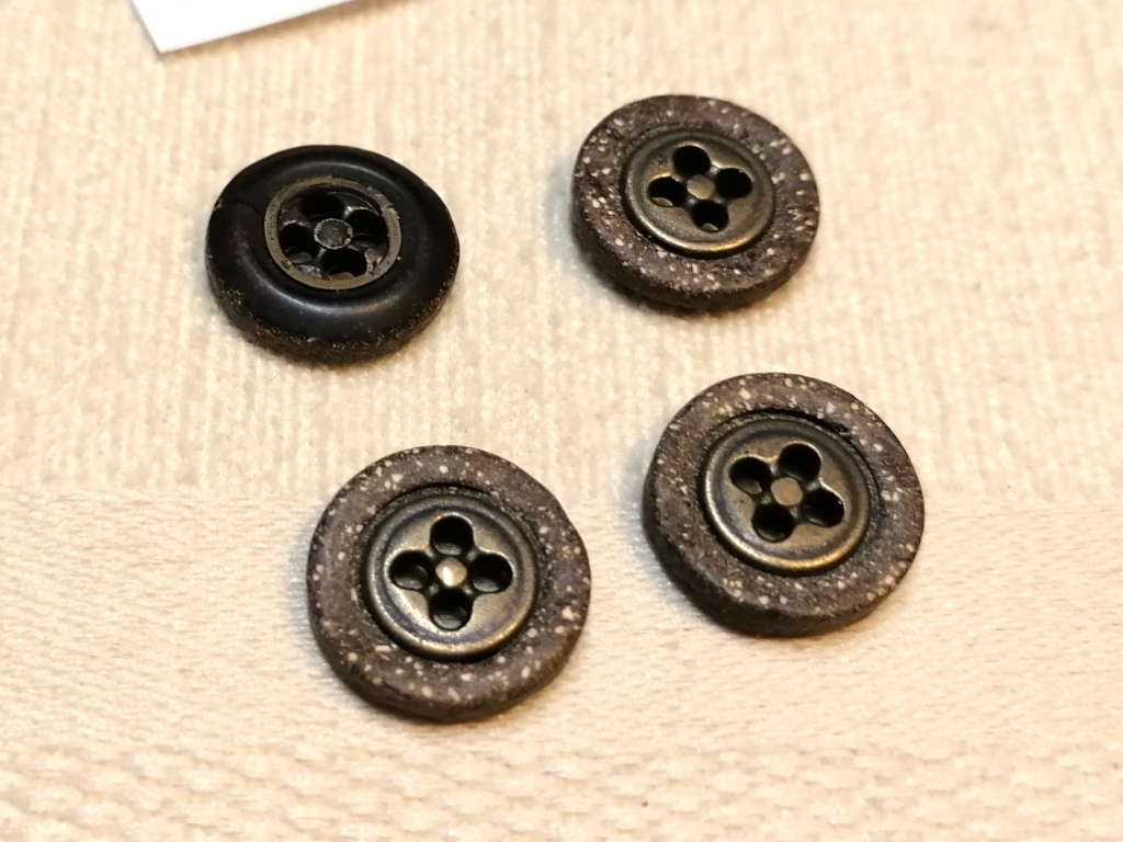 bruine knoop metalen middenstuk 15mm 4st