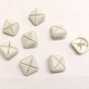 vintage vierkantige witte knopen 15mm 8 st