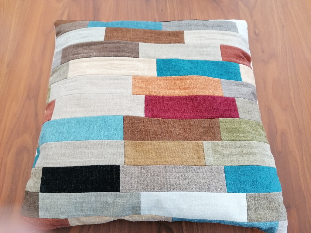 VERKOCHT fluwelen patchwork kussenhoes 50/50 - Afbeelding 2