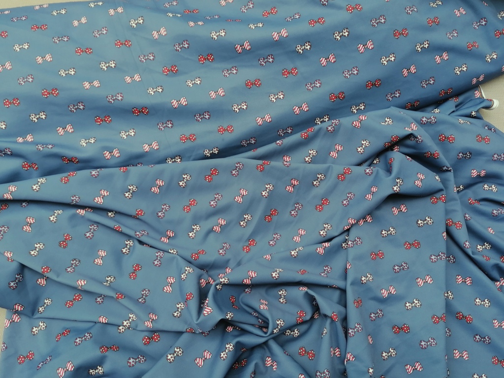 blauwe jersey met strikjes /10cm