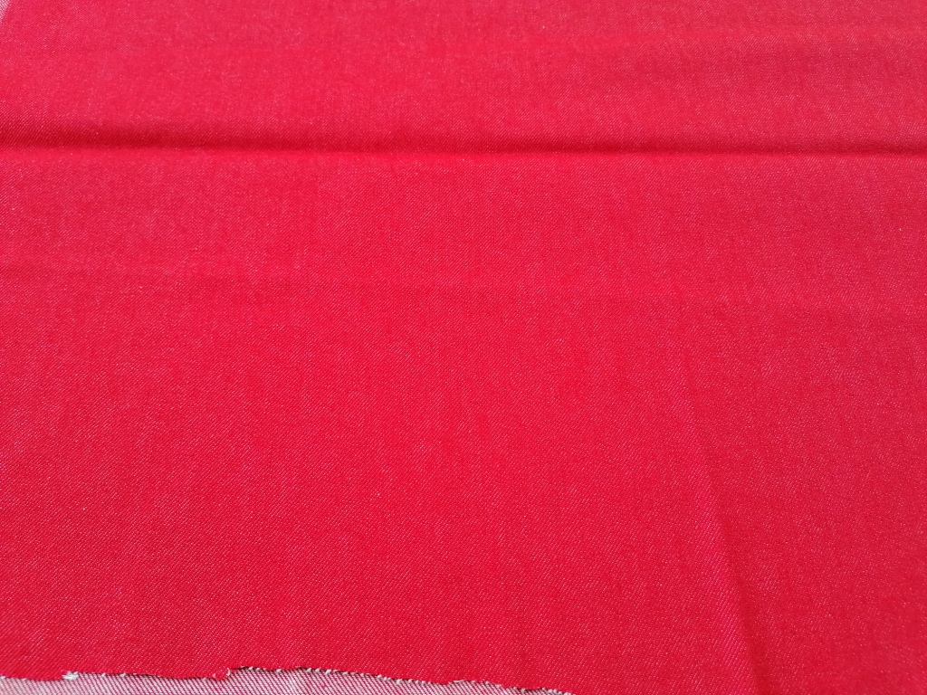 zeer stevige rode jeansstof 0,5m