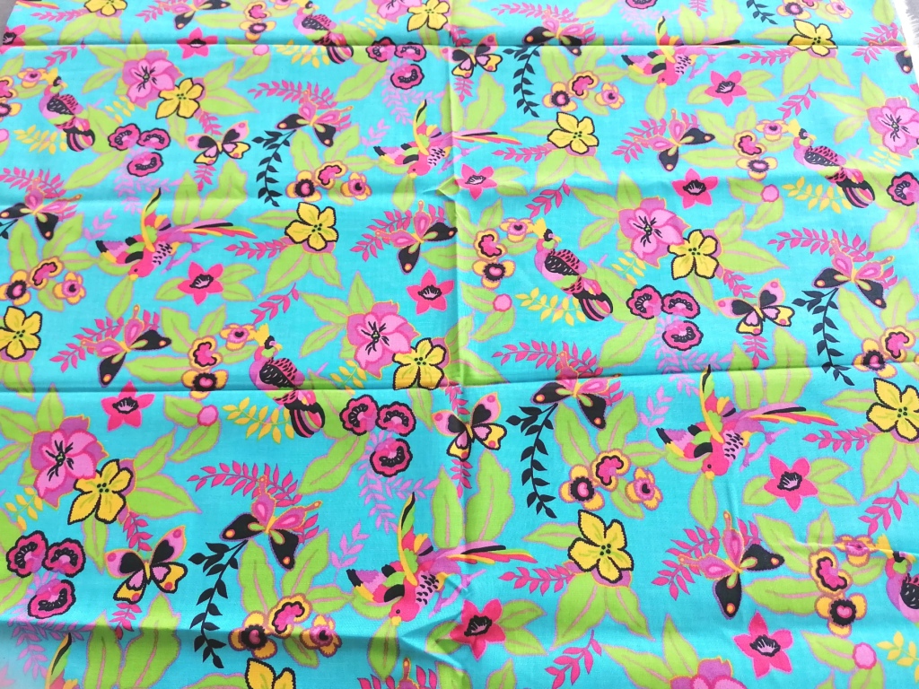 Vrolijke helblauwe katoen met vlinders, vogels en bloemenprint,