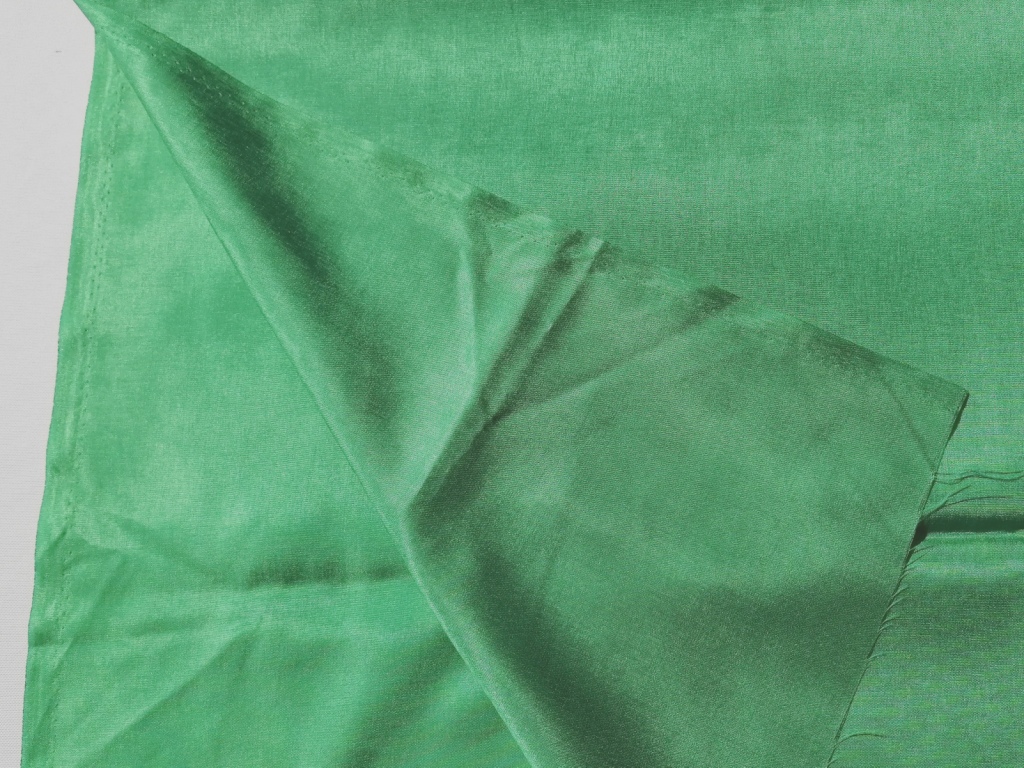 groene soepele viscose 1,55m - Afbeelding 2