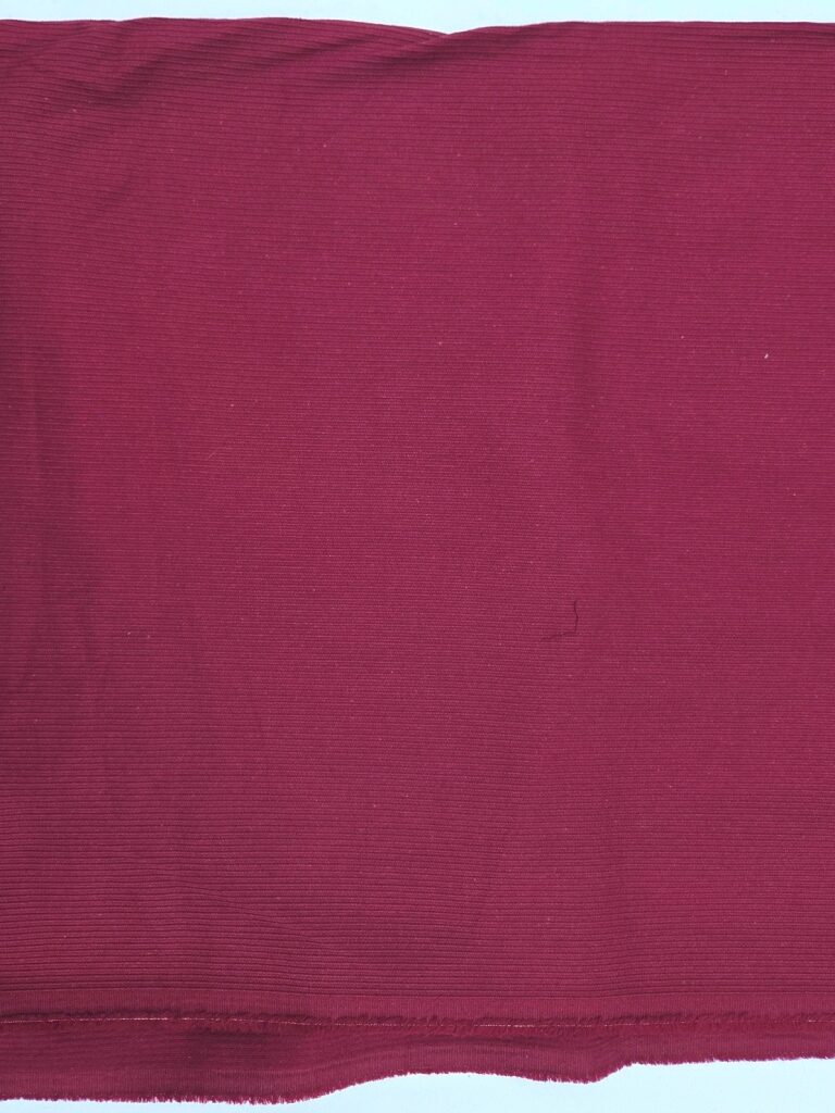 Jaren 80-90 stof rood met ingeweven ribbels 3,2m - Afbeelding 3
